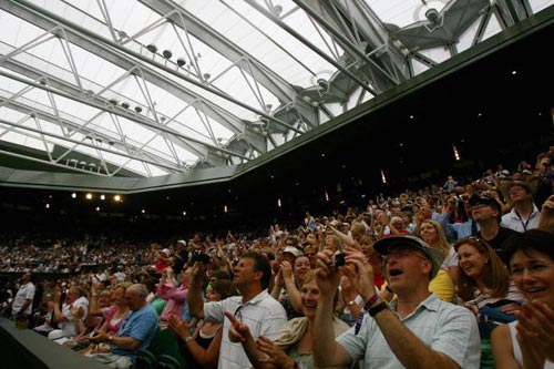 ayx爱游戏在线入口-包含刷新纪录引爆全场！，德罗巴意外战胜巴黎圣日耳曼观众掌声雷动的词条